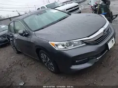 JHMCR6F34HC011146 2017 HONDA ACCORD