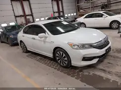JHMCR6F34HC021319 2017 HONDA ACCORD