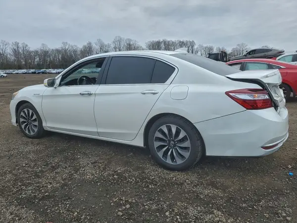 JHMCR6F34HC021742 2017 HONDA ACCORD - Image 2