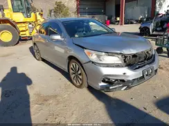 JHMCR6F34HC022566 2017 HONDA ACCORD