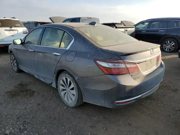 JHMCR6F34HC026634 2017 HONDA ACCORD - Image 2