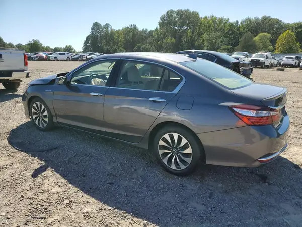 JHMCR6F35HC000592 2017 HONDA ACCORD - Image 2