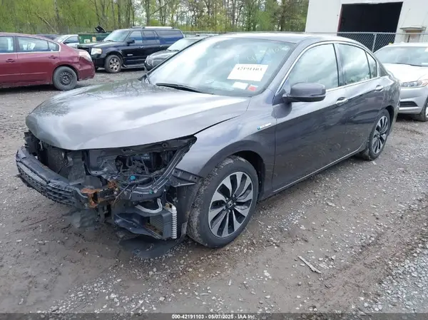 JHMCR6F35HC003637 2017 HONDA ACCORD - Image 2