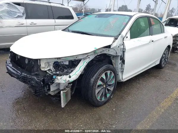 JHMCR6F35HC004514 2017 HONDA ACCORD - Image 2