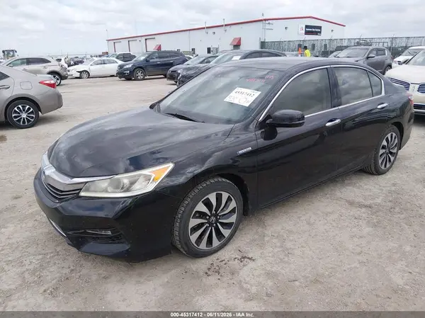 JHMCR6F35HC013312 2017 HONDA ACCORD - Image 2