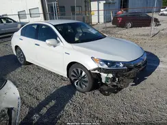 JHMCR6F35HC014699 2017 HONDA ACCORD