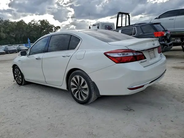 JHMCR6F35HC019630 2017 HONDA ACCORD - Image 2