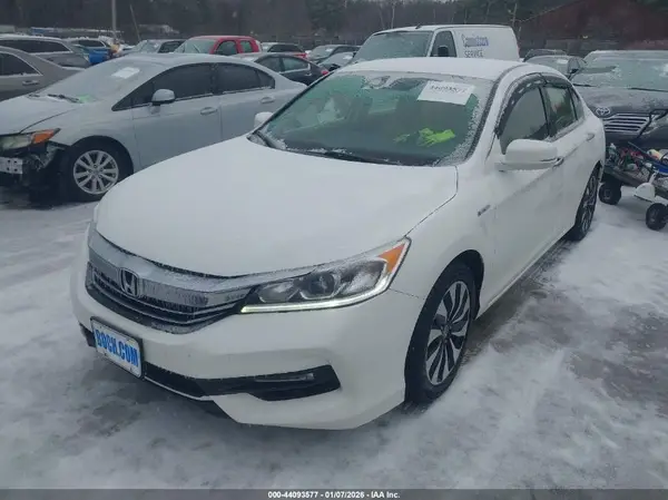 JHMCR6F36HC004490 2017 HONDA ACCORD - Image 2