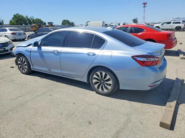 JHMCR6F36HC017790 2017 HONDA ACCORD - Image 2