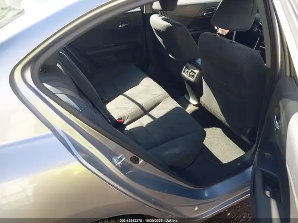JHMCR6F36HC020933 2017 HONDA ACCORD - Image 8