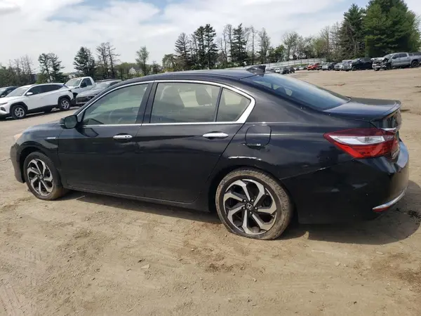 JHMCR6F37HC001257 2017 HONDA ACCORD - Image 2