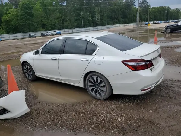 JHMCR6F37HC011061 2017 HONDA ACCORD - Image 2