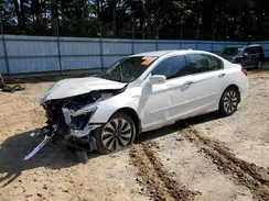 JHMCR6F37HC011979 2017 HONDA ACCORD