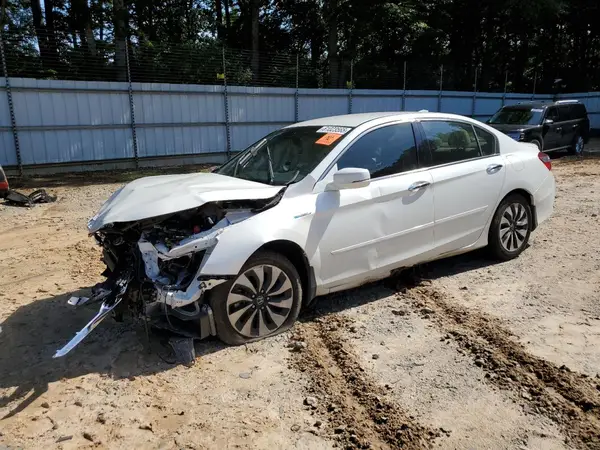 JHMCR6F37HC011979 2017 HONDA ACCORD - Image 1