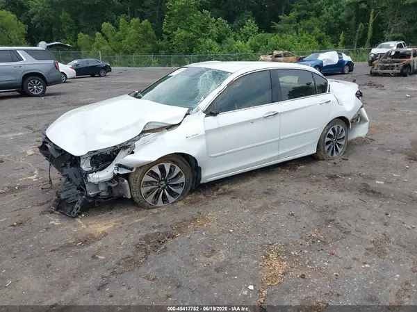 JHMCR6F38HC004491 2017 HONDA ACCORD - Image 2