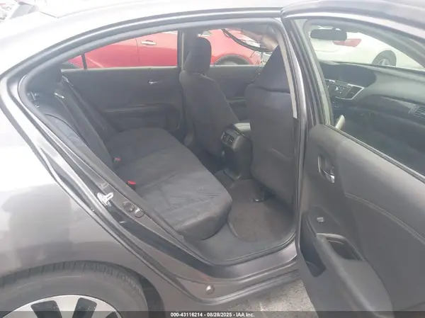 JHMCR6F38HC004555 2017 HONDA ACCORD - Image 8