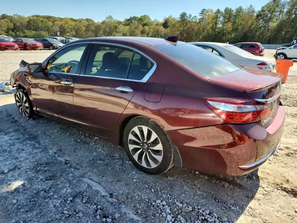 JHMCR6F38HC010548 2017 HONDA ACCORD - Image 2