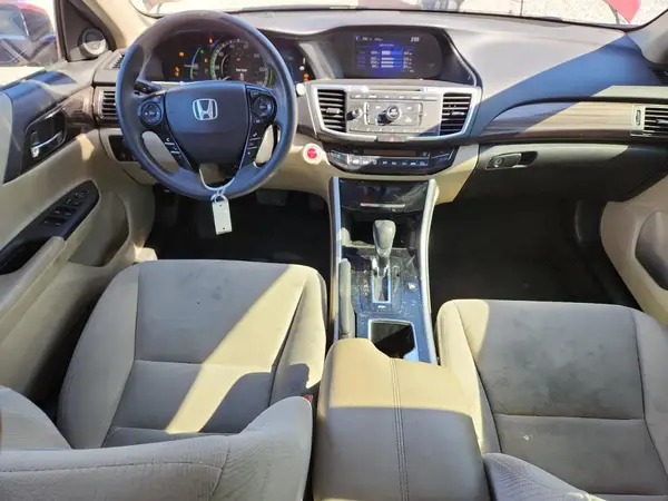 JHMCR6F38HC010548 2017 HONDA ACCORD - Image 8