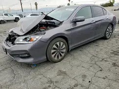 JHMCR6F38HC011117 2017 HONDA ACCORD