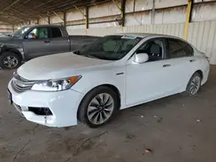 JHMCR6F38HC015961 2017 HONDA ACCORD