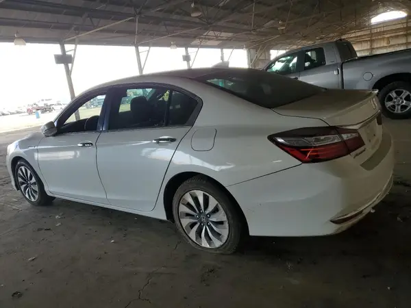 JHMCR6F38HC015961 2017 HONDA ACCORD - Image 2
