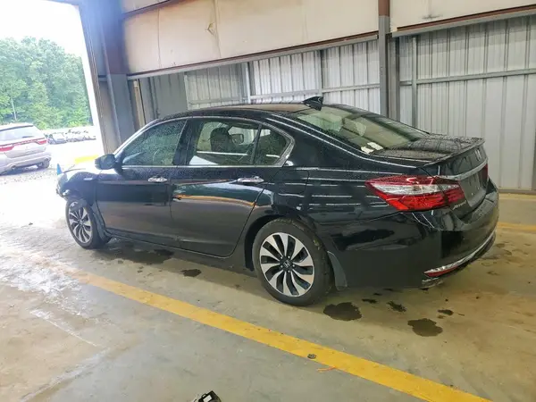 JHMCR6F39HC004337 2017 HONDA ACCORD - Image 2
