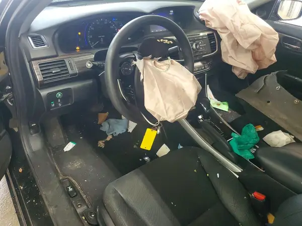 JHMCR6F39HC004337 2017 HONDA ACCORD - Image 8