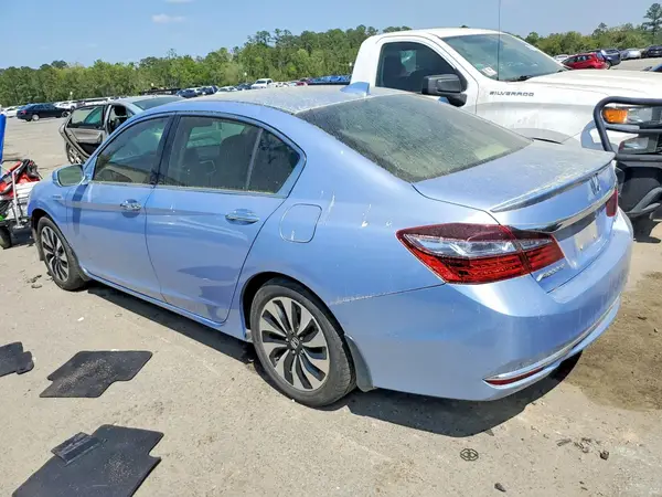 JHMCR6F39HC006489 2017 HONDA ACCORD - Image 2