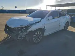 JHMCR6F39HC010980 2017 HONDA ACCORD