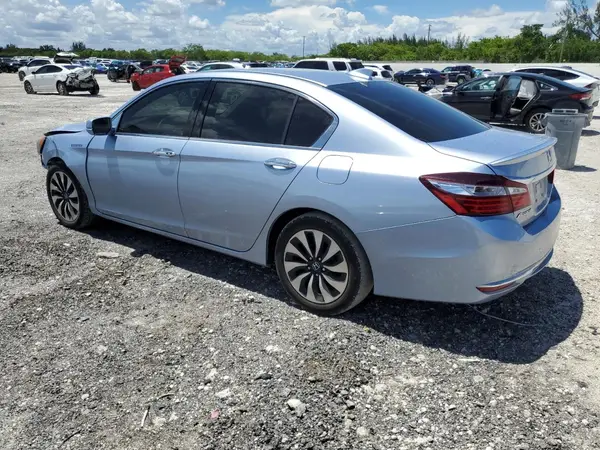 JHMCR6F39HC022515 2017 HONDA ACCORD - Image 2