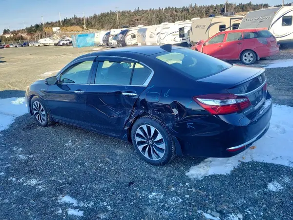 JHMCR6F39HC800196 2017 HONDA ACCORD - Image 2
