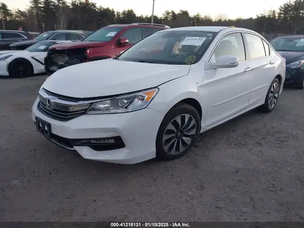 JHMCR6F3XHC000426 2017 HONDA ACCORD - Image 2