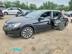 JHMCR6F3XHC003620 2017 HONDA ACCORD