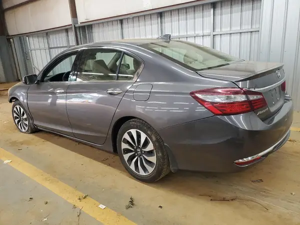 JHMCR6F3XHC007781 2017 HONDA ACCORD - Image 2