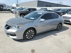 JHMCR6F3XHC017422 2017 HONDA ACCORD