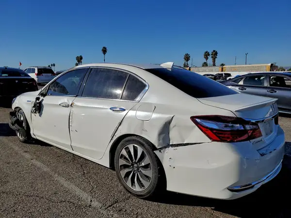 JHMCR6F3XHC018134 2017 HONDA ACCORD - Image 2