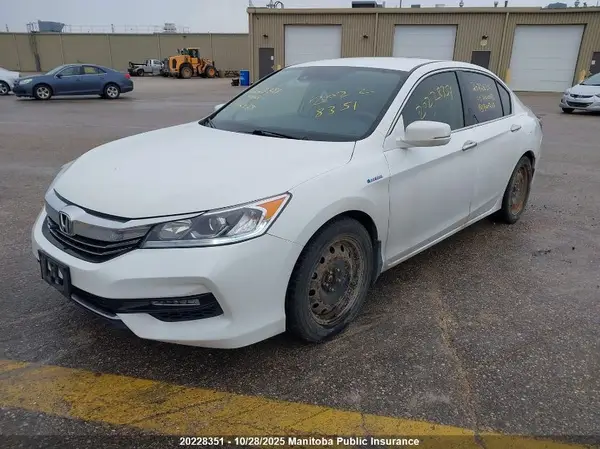 JHMCR6F3XHC800269 2017 HONDA ACCORD - Image 2