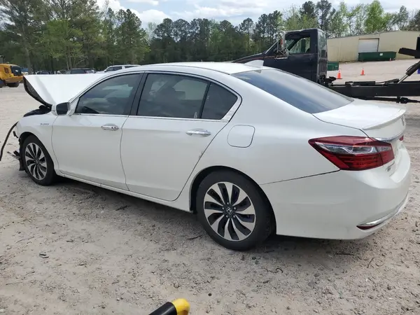 JHMCR6F50HC002767 2017 HONDA ACCORD - Image 2