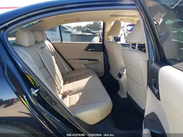 JHMCR6F50HC004776 2017 HONDA ACCORD - Image 8
