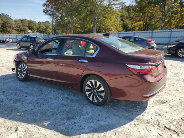 JHMCR6F50HC006270 2017 HONDA ACCORD - Image 2