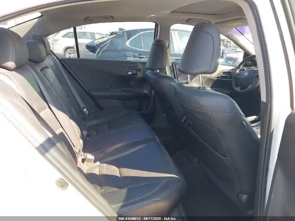 JHMCR6F50HC008570 2017 HONDA ACCORD - Image 8
