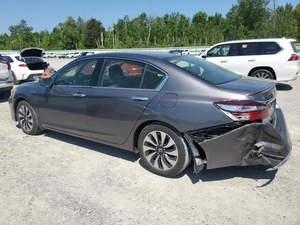 JHMCR6F50HC020556 2017 HONDA ACCORD - Image 2