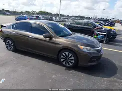 JHMCR6F50HC022906 2017 HONDA ACCORD
