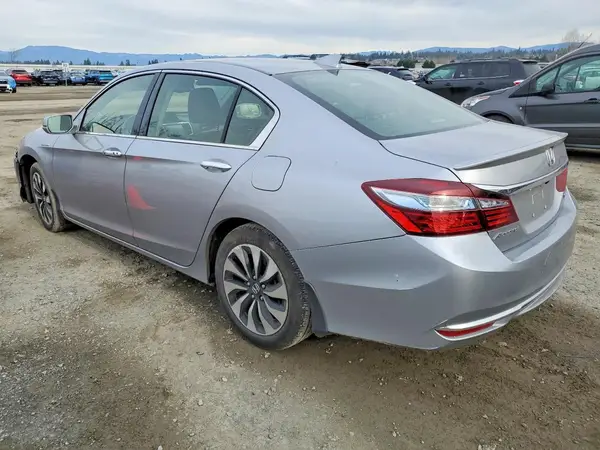 JHMCR6F50HC024400 2017 HONDA ACCORD - Image 2