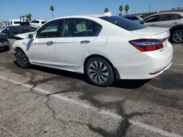 JHMCR6F50HC025403 2017 HONDA ACCORD - Image 2