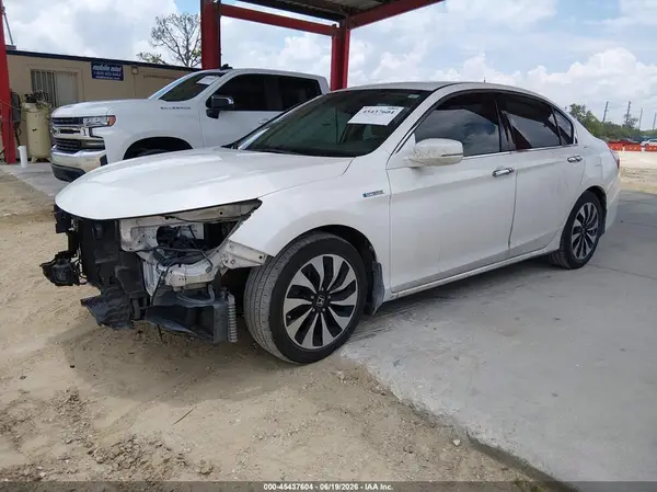 JHMCR6F50HC025529 2017 HONDA ACCORD - Image 2