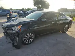 JHMCR6F50HC030472 2017 HONDA ACCORD