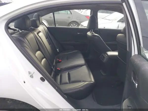 JHMCR6F51HC005404 2017 HONDA ACCORD - Image 8