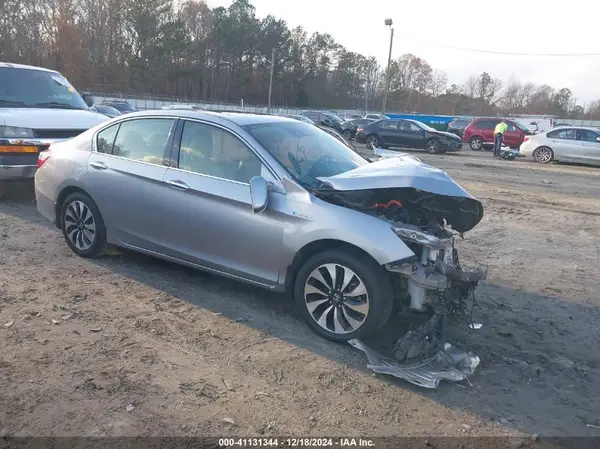 JHMCR6F51HC010084 2017 HONDA ACCORD - Image 1