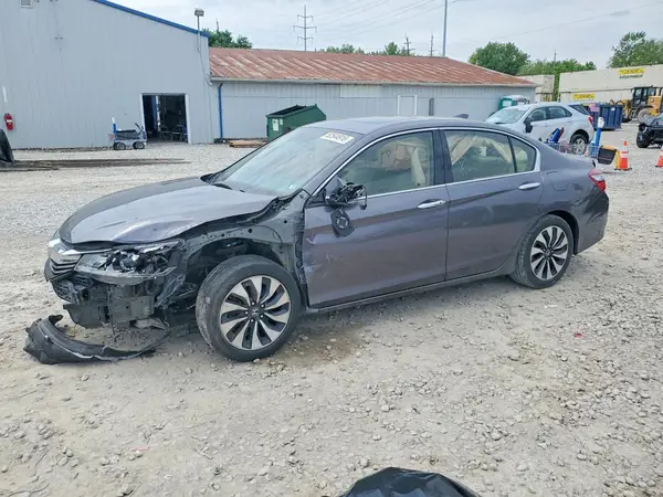 JHMCR6F51HC012482 2017 HONDA ACCORD - Image 1